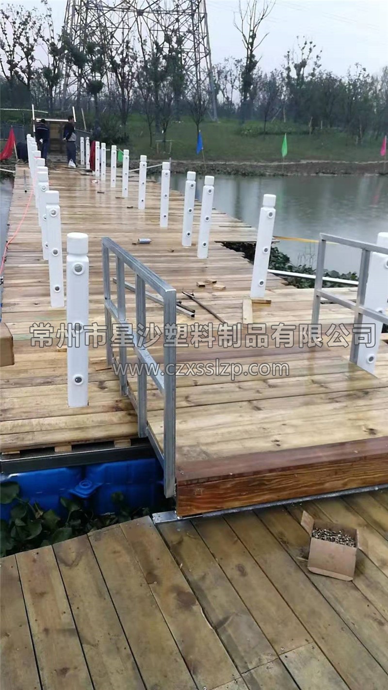 常州市星沙塑料制品有限公司客戶案例-浙江嘉興浮橋2